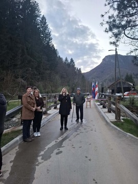 a383e791-3618-4759-b2e0-895dd807a495 (1)